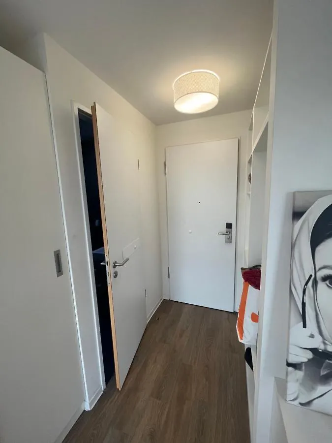 Studio Apartment Im Herzen Von Koeln  Colónia